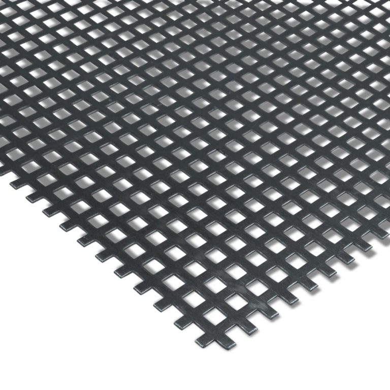 Quadratisches Aluminium-Lochblech Qg 5-8 in perspektivischer Nahaufnahme.